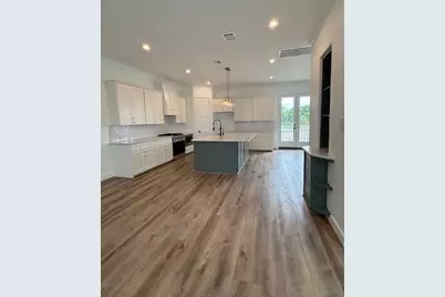 1109 Beasley Hills Lane, Houston, TX 77008 - Photo 7