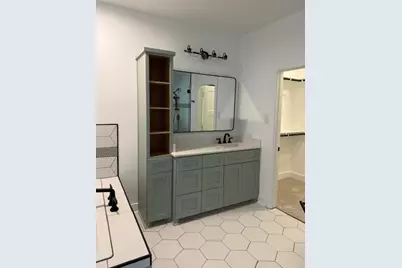 1109 Beasley Hills Lane, Houston, TX 77008 - Photo 9