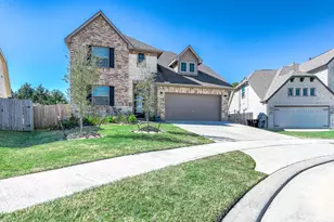 1730 Yaupon Trail Ct, Alvin, TX 77511 - Photo 3
