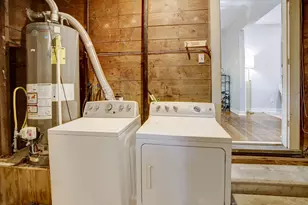 4301 Phil St, Bellaire, TX 77401 - Photo 17