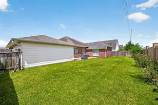 6710 Travis St, Manvel, TX 77578 - Photo 45