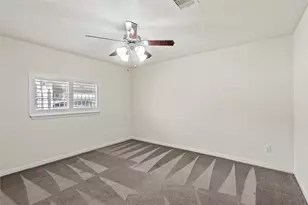 6710 Travis St, Manvel, TX 77578 - Photo 31