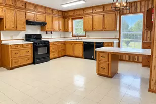 210 Magnolia St Cove, Onalaska, TX 77360 - Photo 3