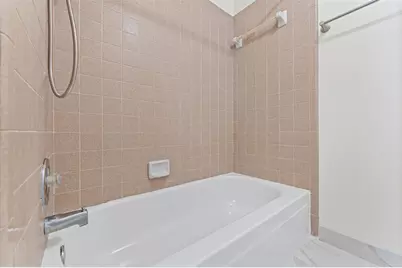 110 Shadow Wood Drive, Sugar Land, TX 77498 - Photo 23