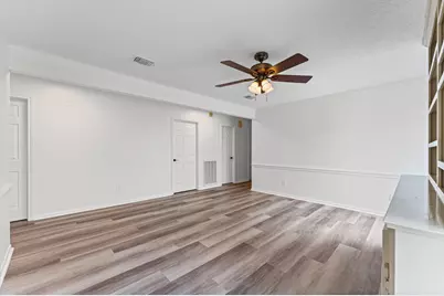 110 Shadow Wood Drive, Sugar Land, TX 77498 - Photo 27