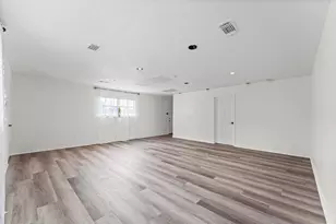 110 Shadow Wood Dr, Sugar Land, TX 77498 - Photo 31
