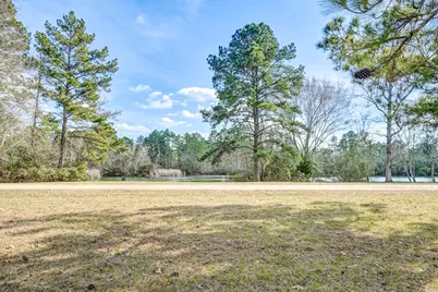 53 Smith Loop N, Cleveland, TX 77327 - Photo 23