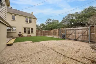 2203 University Blvd, Houston, TX 77030 - Photo 29