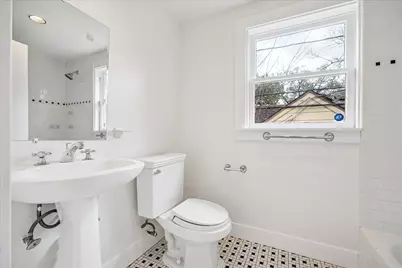 2203 University Boulevard, Houston, TX 77030 - Photo 23