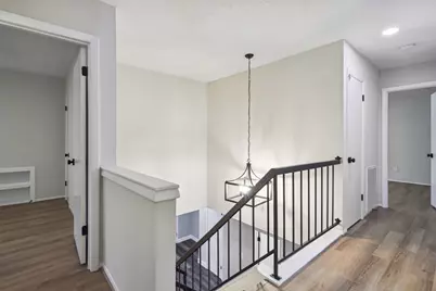 68 NE Yewleaf Road, The Woodlands, TX 77381 - Photo 19
