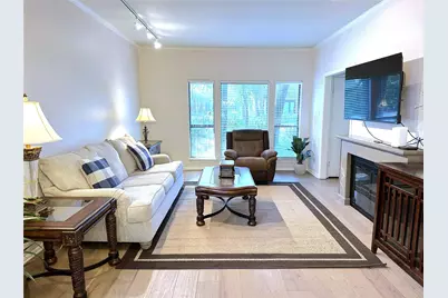 11711 Memorial Drive #509, Houston, TX 77024 - Photo 5