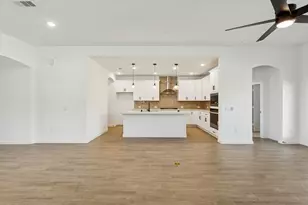 15921 Hayes Market Loop, Conroe, TX 77378 - Photo 3