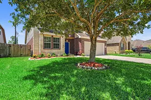 4506 Legends Bay Dr, Baytown, TX 77523 - Photo 5