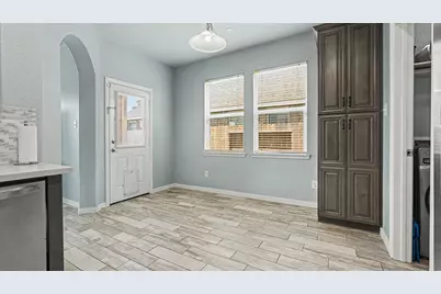 4506 Legends Bay Drive, Baytown, TX 77523 - Photo 11