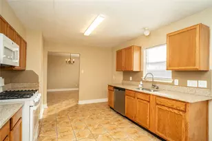 12426 Greensbrook Forest Dr, Houston, TX 77044 - Photo 7