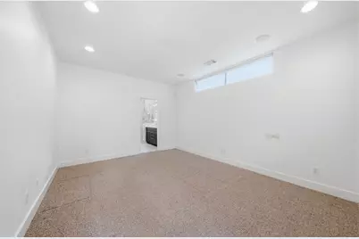 7002 Newcastle Street, Bellaire, TX 77401 - Photo 23