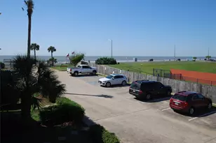 7000 Seawall Blvd, Galveston, TX 77551 - Photo 19