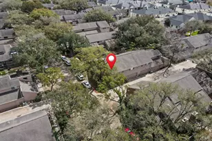 13901 Hollowgreen Dr, Houston, TX 77082 - Photo 25