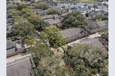 13901 Hollowgreen Drive, Houston, TX 77082 - Photo 23
