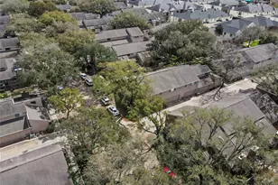 13901 Hollowgreen Dr, Houston, TX 77082 - Photo 23