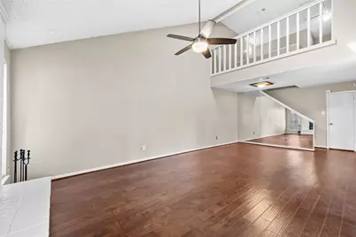 13901 Hollowgreen Drive, Houston, TX 77082 - Photo 3