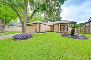 1375 Beaujolais Ln, Houston, TX 77077 - Photo 1