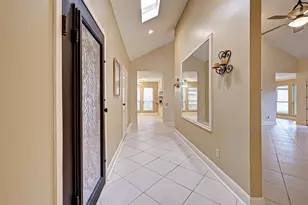 1375 Beaujolais Ln, Houston, TX 77077 - Photo 5