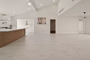 13243 Avonshire Dr, Houston, TX 77083 - Photo 11