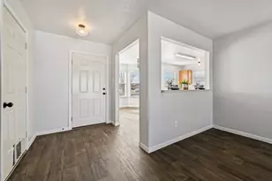 5049 Hauna Ln, Dickinson, TX 77539 - Photo 7