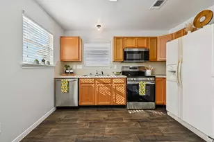 5049 Hauna Ln, Dickinson, TX 77539 - Photo 5