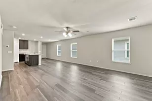 10627 Red Orchid Dr, Houston, TX 77016 - Photo 3