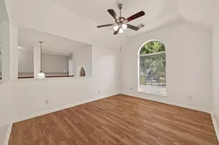 16315 April Ridge Dr, Houston, TX 77083 - Photo 31