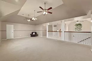 16315 April Ridge Dr, Houston, TX 77083 - Photo 29