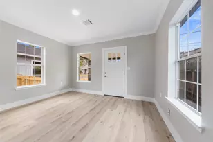 219 E James St, Baytown, TX 77520 - Photo 9