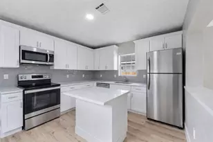 219 E James St, Baytown, TX 77520 - Photo 1