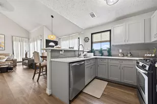 18446 N Willow Bluff Rd, Katy, TX 77449 - Photo 17