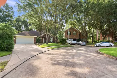 31710 Midlake Park, Conroe, TX 77385 - Photo 3
