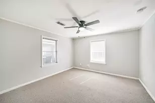 5511 Kinglet St, Houston, TX 77096 - Photo 23