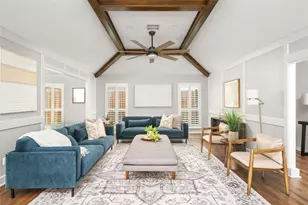 10818 Olympia Dr, Houston, TX 77042 - Photo 7