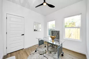 1216 E 34th St, Houston, TX 77022 - Photo 5