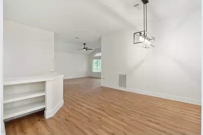 30 Shallow Pond Place, The Woodlands, TX 77381 - Photo 13