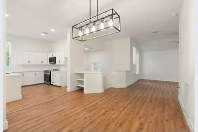 30 Shallow Pond Place, The Woodlands, TX 77381 - Photo 9