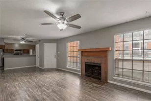 2402 Sycamore Ave, Huntsville, TX 77340 - Photo 5