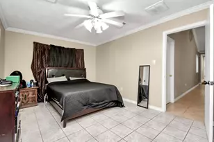 712 Meadowick Dr, Baytown, TX 77521 - Photo 13