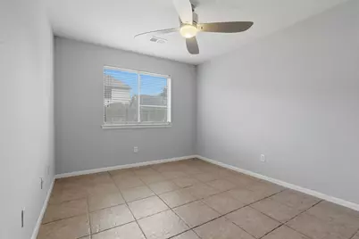 1242 Hunter Wood Drive, League City, TX 77573 - Photo 11