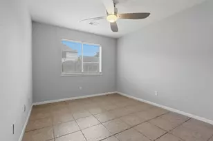 1242 Hunter Wood Dr, League City, TX 77573 - Photo 11