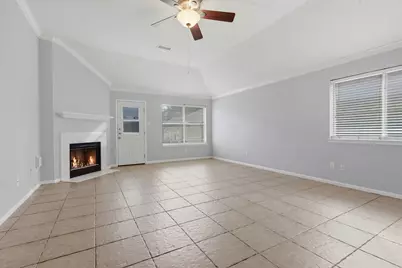 1242 Hunter Wood Drive, League City, TX 77573 - Photo 3
