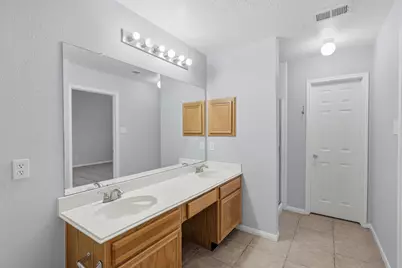 1242 Hunter Wood Drive, League City, TX 77573 - Photo 17