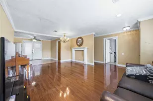 11011 Carlton Dr, Houston, TX 77047 - Photo 5
