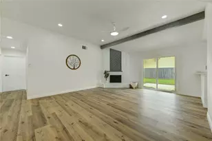 13711 Charidges Ct, Houston, TX 77034 - Photo 7
